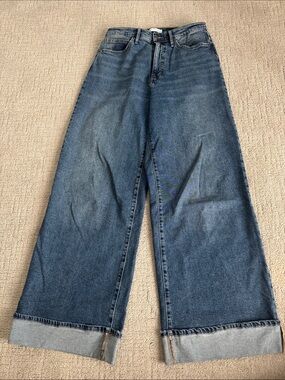 Jessica Simpson Wide-Leg High-Rise Jeans in Blue Wash